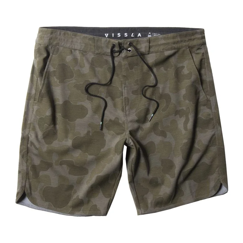 surfboards for fast, high-speed surfing-Vissla Locker Eco 18.5" Sofa Surfer Shorts -Camo 2