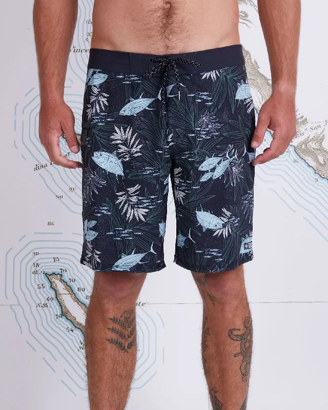 all-weather surfboards for year-round use-Salty Crew Keel 19" Mens Boardshorts - Black Aqua